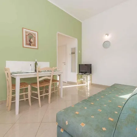 Apartment Pergola.2 * Kukljica