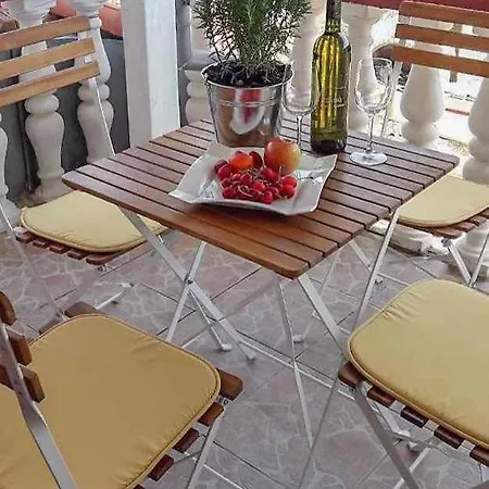 Apartment Pergola.2 Kukljica